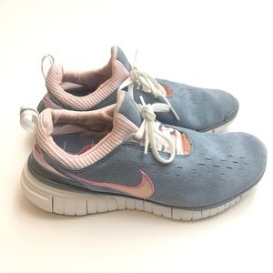 Nike Free 5.0 Pink and Grey Athletic Shoes